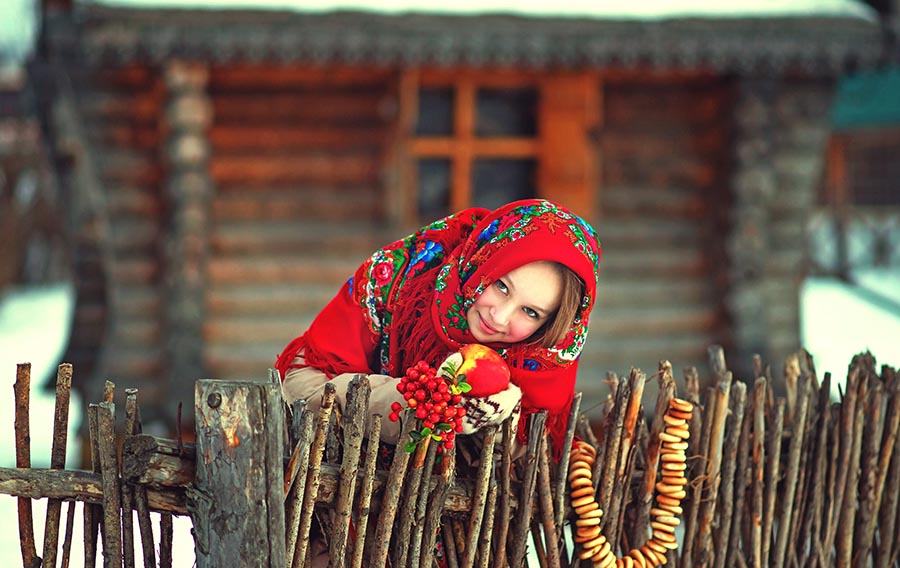 Sexy girl Women in Slavic costumes in Fushun
