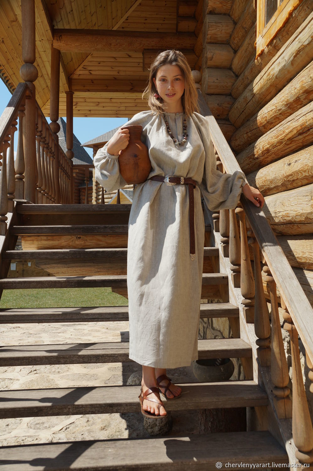 Girls in Slavic costumes in Fushun