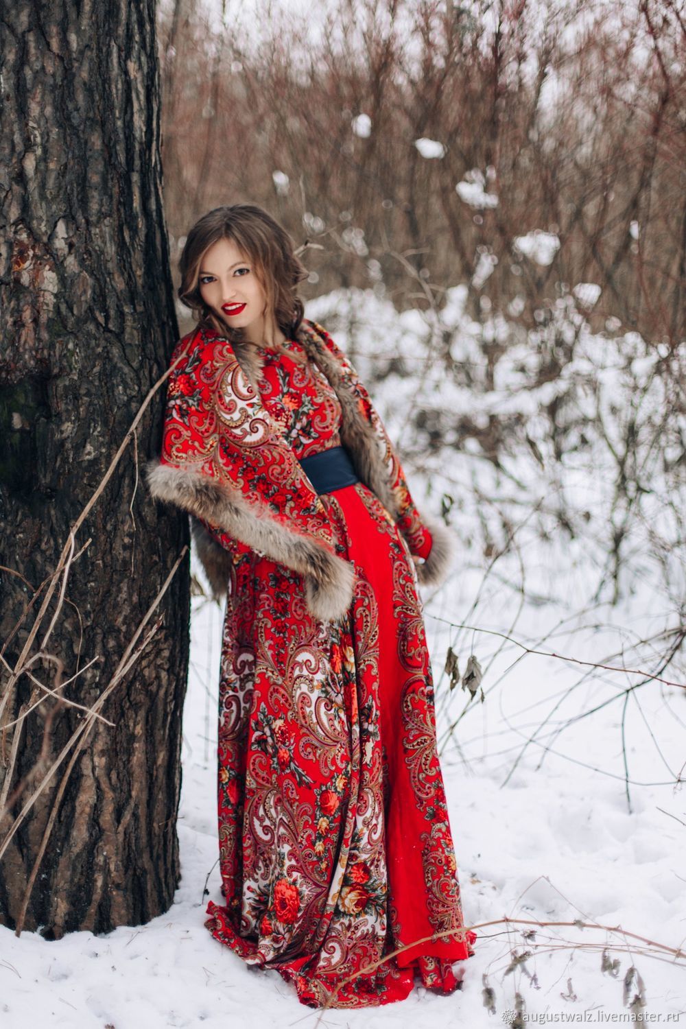 Photo Girls in Slavic costumes in Fushun