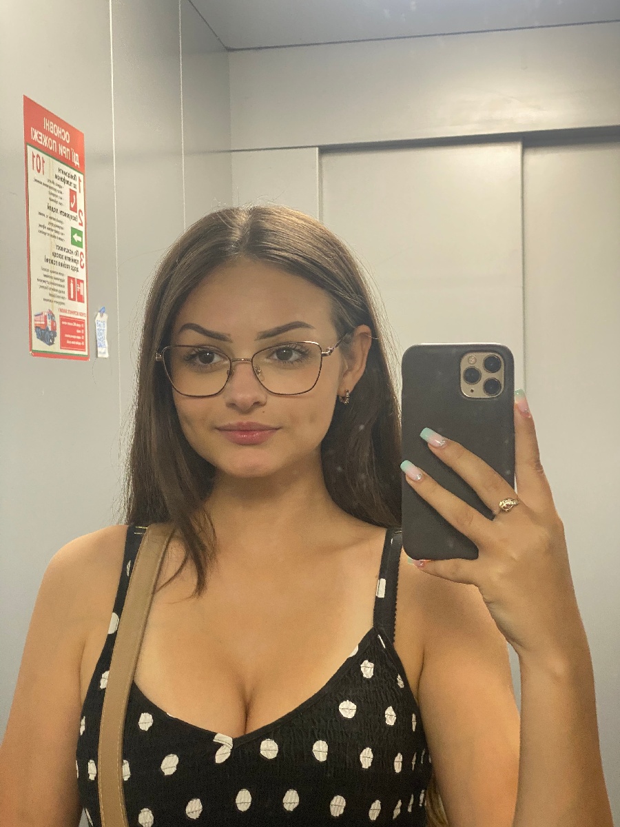 Sexy model Stacy in Fushun